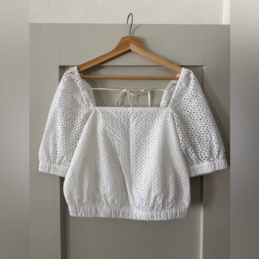 EVERLANE | White Cotton Eyelet Puff Sleeve Top | Women’s | Size M | NWT